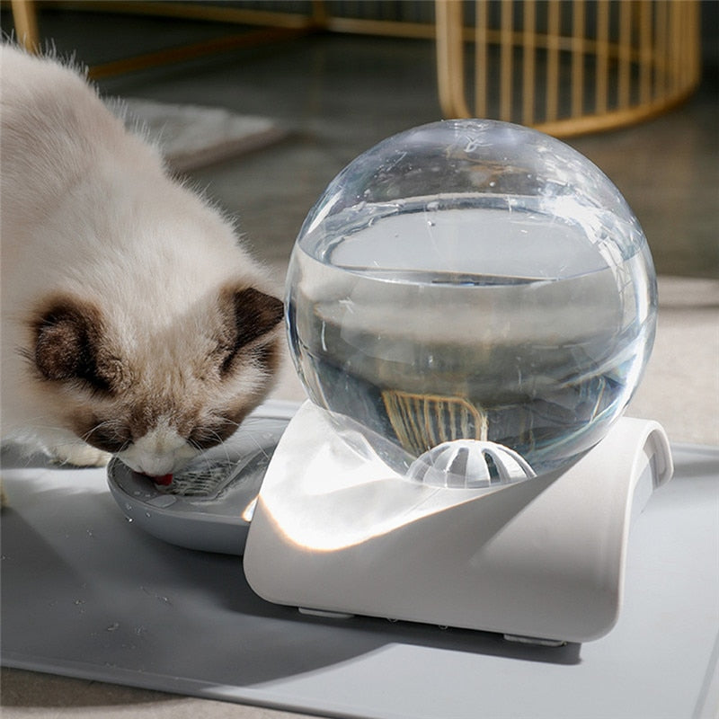 Bubble Fountain Automatic Drinking Fountain for Cats without Electricity with 2.8 L